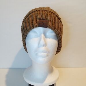 NWT CC Exclusives Knit Beanie Golden Walnut